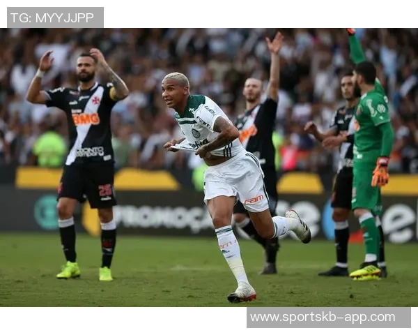 弗拉门戈历史第九冠荣耀加冕提前一轮锁定巴甲与解放者杯双冠 弗拉门戈历史第九冠荣耀加冕提前一轮锁定巴甲与解放者杯双冠